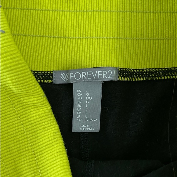 Forever 21 Workout Shorts | Forever 21 Shorts | Black Shorts - Picture 2 of 4